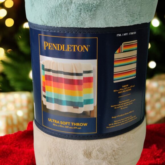 NEW!! PENDLETON ULTRA SOFT THROW “MOUNT FORAKER” - SIZE 50” X 70” - Picture 7 of 7